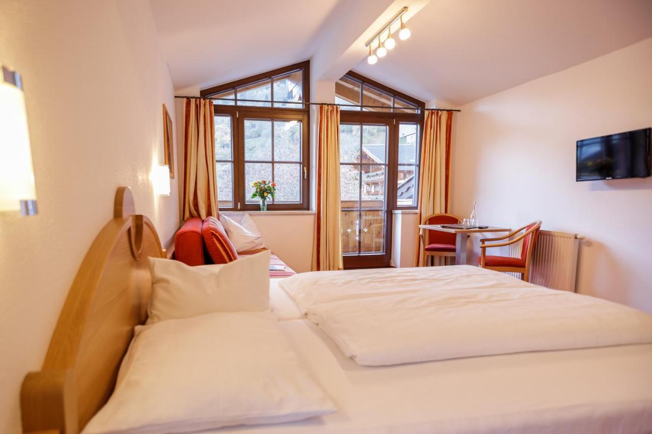 Feriendorf Ponyhof Fusch an der Grossglocknerstrasse エクステリア 写真